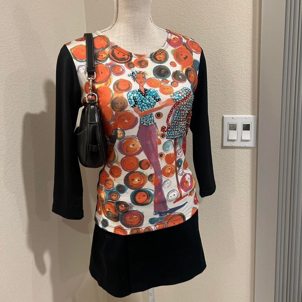Lapis colorful quarter sleeve top with sequins. Size medium